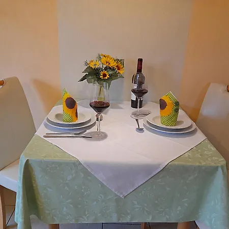 Fewo Sonnenblume Daun